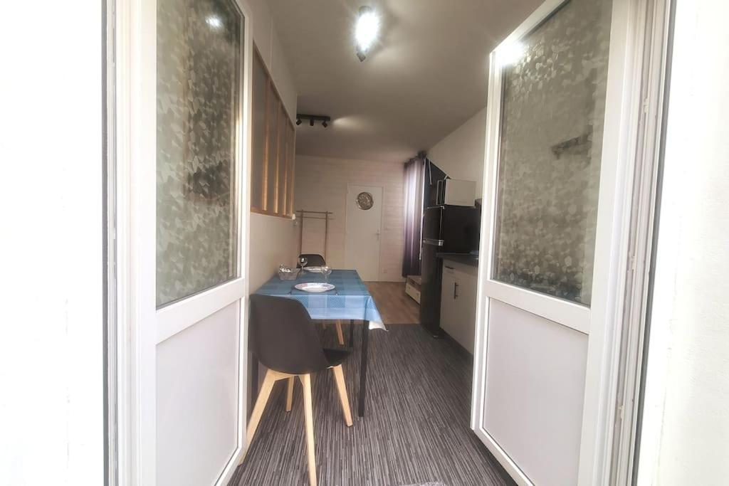 Ferienwohnung Rnb Locations Mâcon Zimmer foto